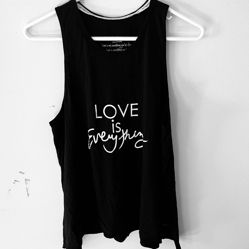 Peace ☮️ Love 💕 World 🌎  Tank Top SMALL
